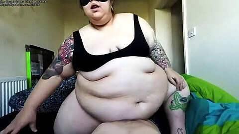 超级肥胖的白人女性
